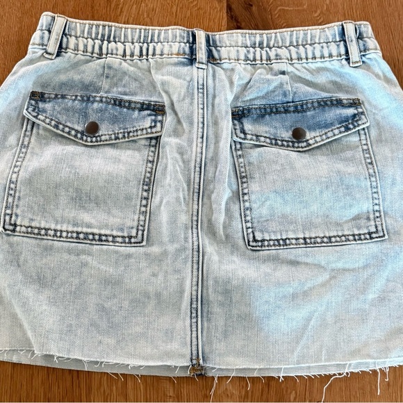 🆕 Aerie Light Blue Denim Mini Skirt - Picture 3 of 5